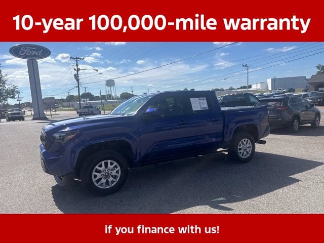 Used 2025 Toyota Tacoma SR5 AWD/4WD image 3
