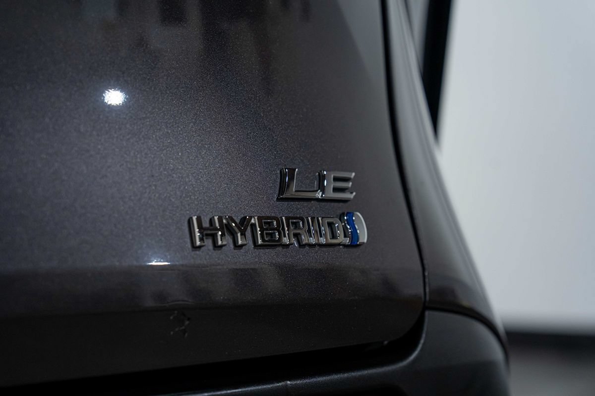 Used 2023 Toyota Sienna LE FWD image 4