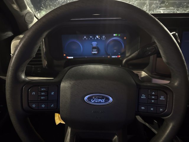 Used 2025 Ford F250 XLT w/ Black Appearance Package AWD/4WD image 11