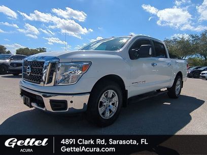 Used 2018 Nissan Titan SV w/ SV Convenience Package
