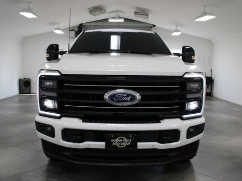 Used 2026 Ford F250 Platinum AWD/4WD image 3