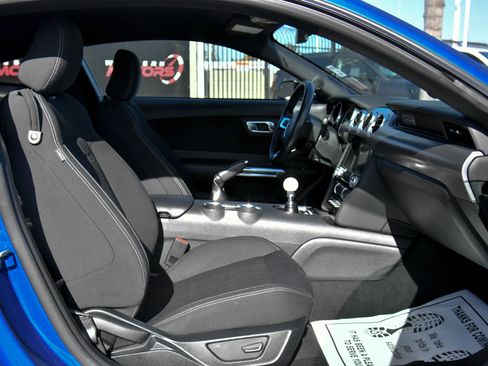 Used 2022 Ford Mustang GT w/ Equipment Group 301A image 40