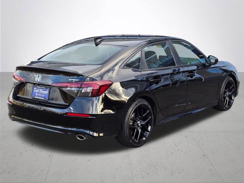 Used 2025 Honda Civic Sport image 6