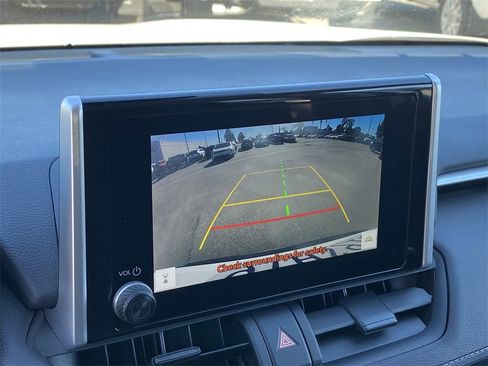 Certified 2025 Toyota RAV4 LE image 10