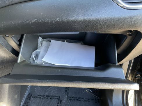 Used 2019 Chevrolet Equinox LT image 42