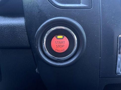 Used 2022 Nissan Titan SV w/ Accessory Utility Package image 16