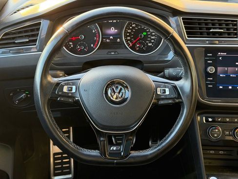 Used 2021 Volkswagen Tiguan SE R-Line image 14