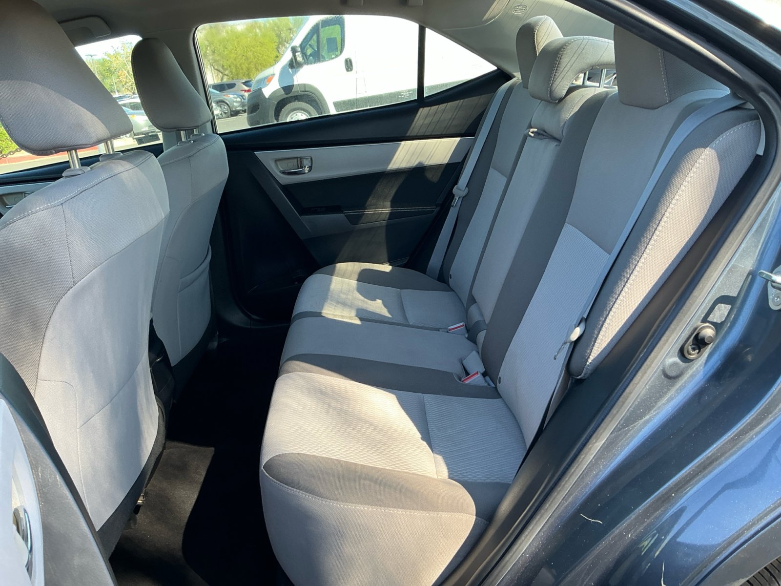 Used 2017 Toyota Corolla LE w/ Carpet Mat Package (TMS) FWD image 17