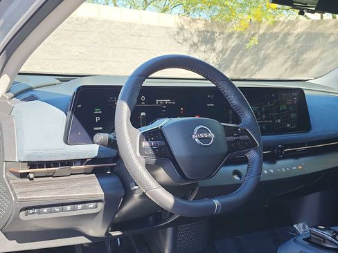 Used 2023 Nissan Ariya AWD/4WD image 2