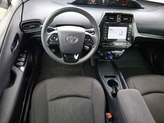 Used 2022 Toyota Prius LE FWD image 11
