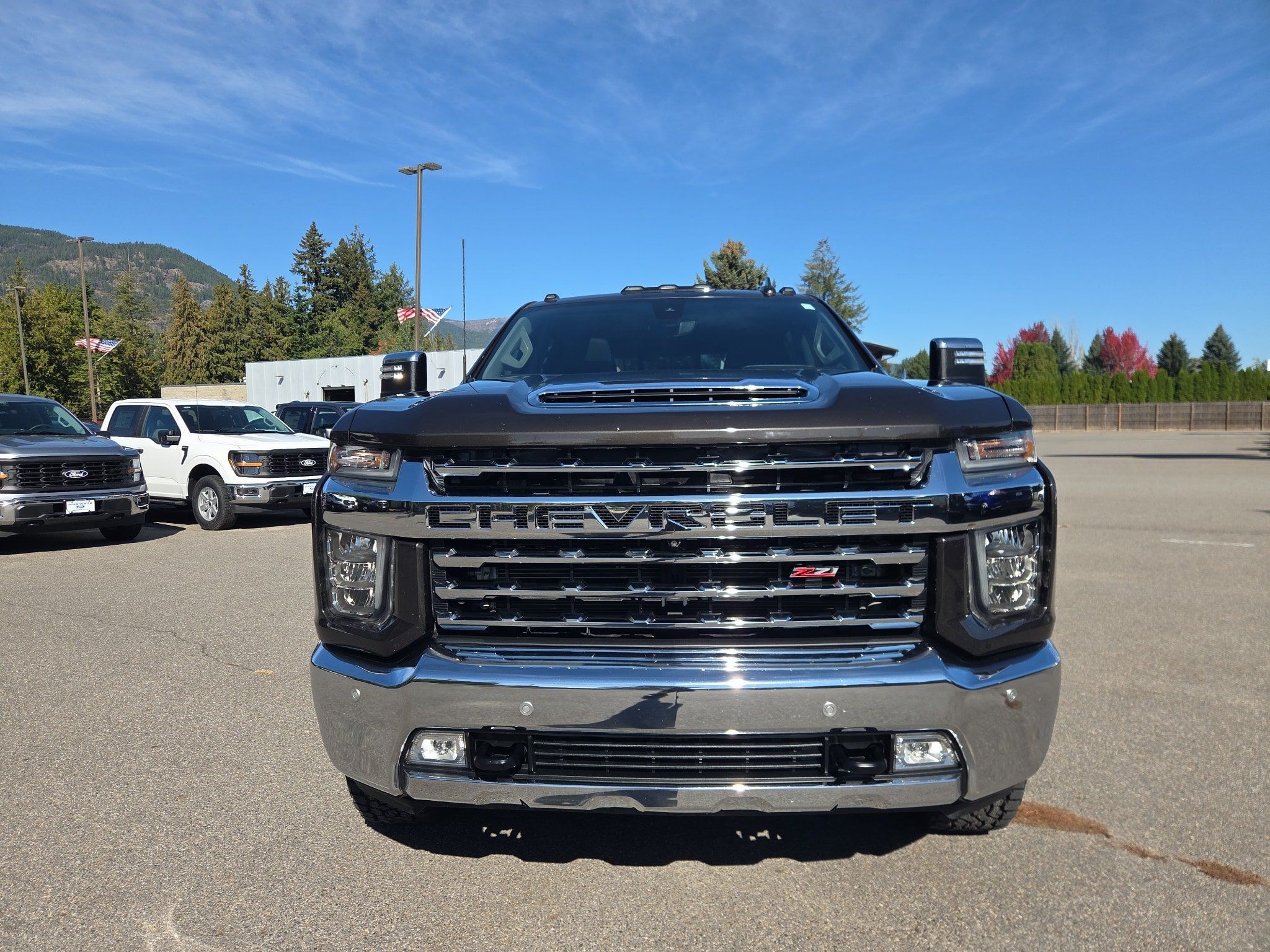 Used 2020 Chevrolet Silverado 2500 LTZ w/ LTZ Plus Package AWD/4WD image 2