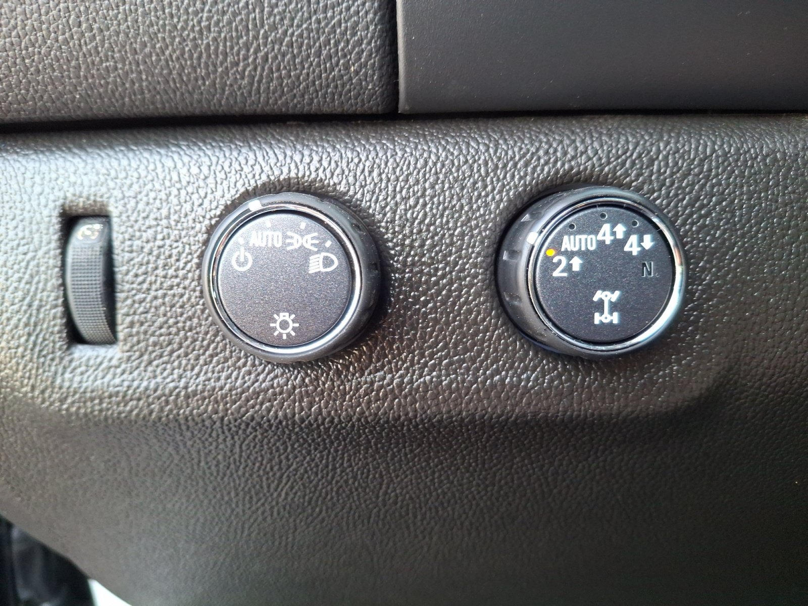 Used 2022 Chevrolet Colorado LT w/ Fleet Safety Package AWD/4WD image 38