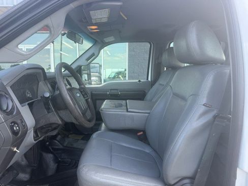 Used 2016 Ford F550 4x4 Crew Cab Super Duty image 25