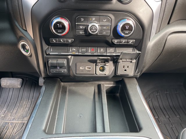 Certified 2022 GMC Sierra 2500 SLT w/ SLT Premium Package AWD/4WD image 32