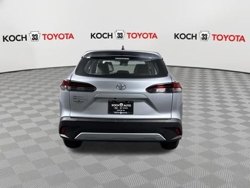 New 2026 Toyota Corolla Cross L image 7