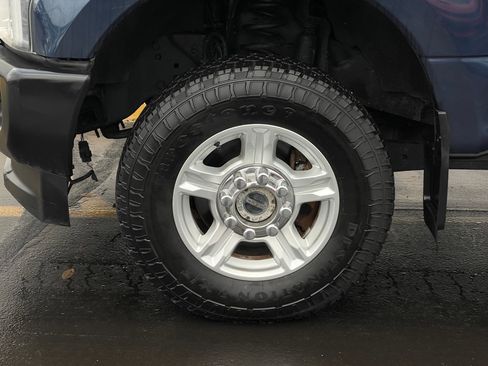 Used 2017 Ford F250 XLT w/ XLT Value Package image 29