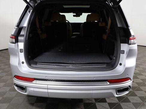 Used 2024 Jeep Grand Cherokee L Summit w/ Advanced Protech Group IV image 22