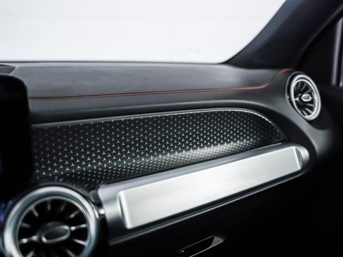 Certified 2024 Mercedes-Benz EQB 250+ image 19