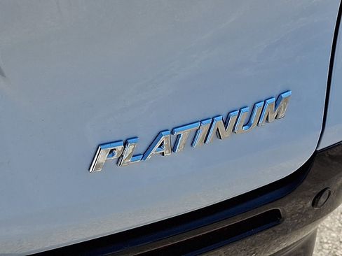 New 2026 Toyota Sienna Platinum image 21