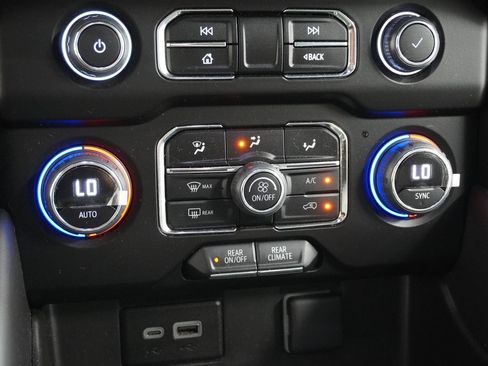 Used 2023 Chevrolet Tahoe LS image 26