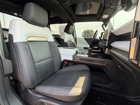 Used 2024 GMC Hummer EV 3X AWD/4WD image 33