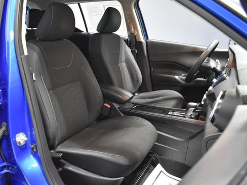 Certified 2023 Nissan Kicks SV FWD image 14