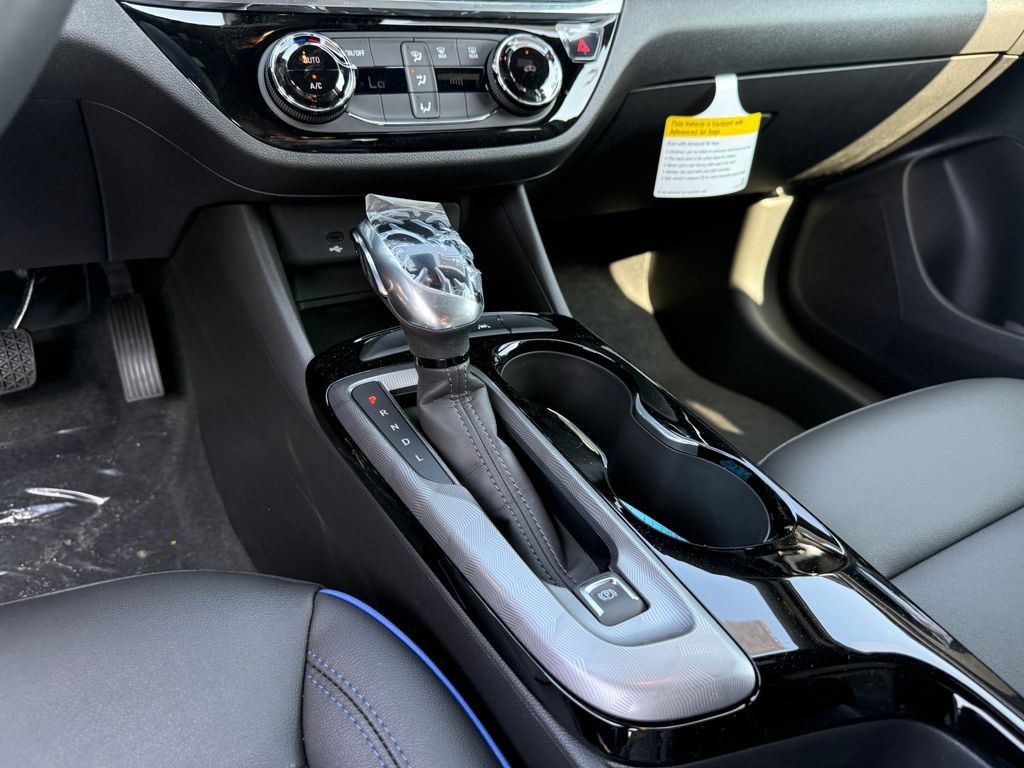 New 2026 Buick Envista Sport Touring FWD image 24