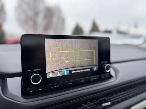 Used 2024 Honda Accord EX image 29