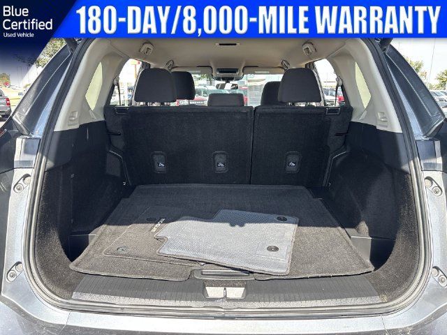 Used 2025 Nissan Rogue SV FWD image 32