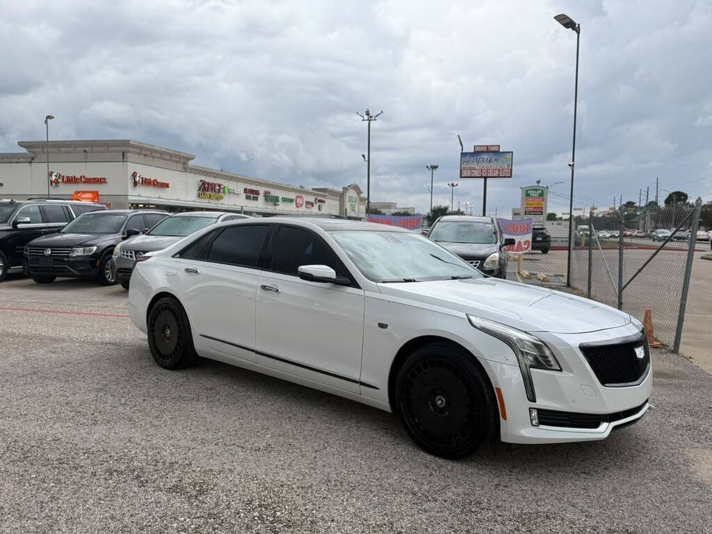 Used 2018 Cadillac CT6 Luxury RWD image 6