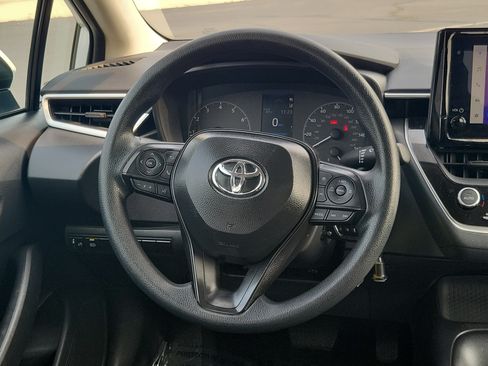 Certified 2025 Toyota Corolla LE FWD image 22