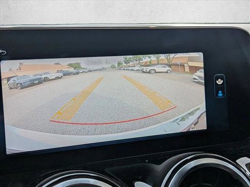 New 2026 Mercedes-Benz GLB 250 image 14