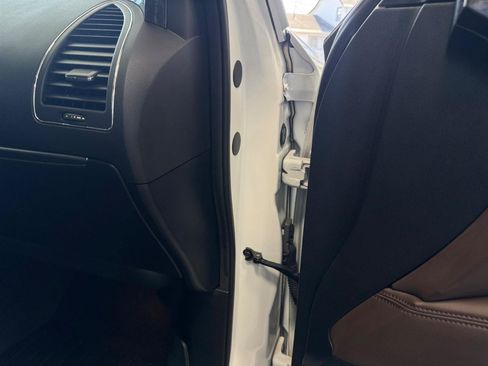 Used 2021 Nissan Armada Platinum w/ Captain's Chairs Package AWD/4WD image 29