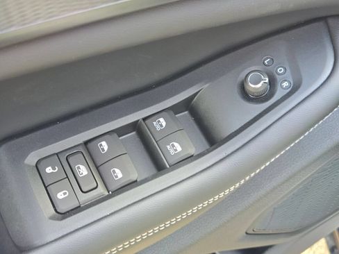 New 2026 Jeep Grand Cherokee Laredo AWD/4WD image 19