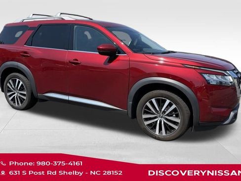 Certified 2023 Nissan Pathfinder Platinum AWD/4WD image 5
