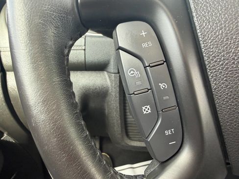 Used 2017 Buick Enclave Leather AWD/4WD image 21