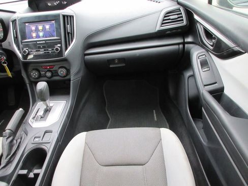 Used 2018 Subaru Crosstrek 2.0i image 17