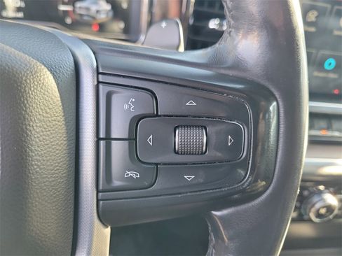 Used 2022 GMC Sierra 1500 SLT w/ SLT Convenience Package image 6