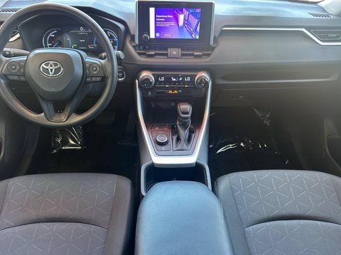 Used 2024 Toyota RAV4 XLE w/ Convenience Package AWD/4WD image 16