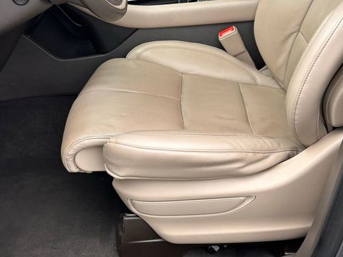 Used 2023 Lincoln Aviator Reserve w/ Equipment Group 201A image 13