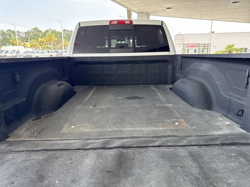 Used 2024 RAM 2500 Tradesman w/ Chrome Appearance Group AWD/4WD image 29