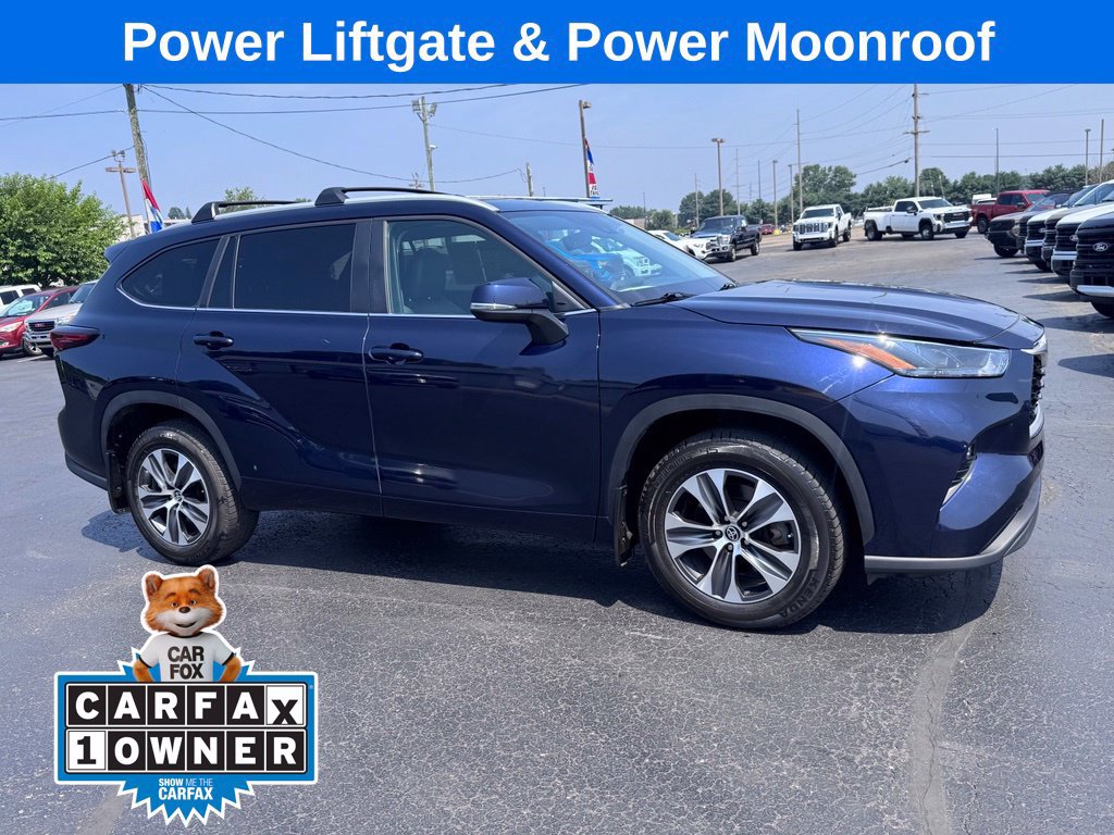 Used 2024 Toyota Highlander XLE AWD/4WD image 1