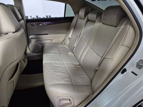 Used 2011 Toyota Avalon image 23
