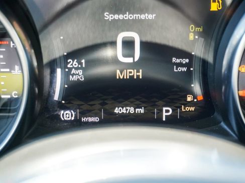 Used 2023 Jeep Wrangler Unlimited Sahara w/ Cold Weather Group AWD/4WD image 25