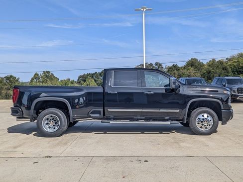 New 2026 Chevrolet Silverado 3500 High Country w/ Technology Package image 6