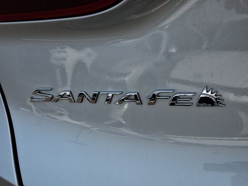 Certified 2023 Hyundai Santa Fe Limited AWD/4WD image 31