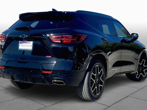 Certified 2023 Chevrolet Blazer RS w/ Driver Confidence II Package image 12