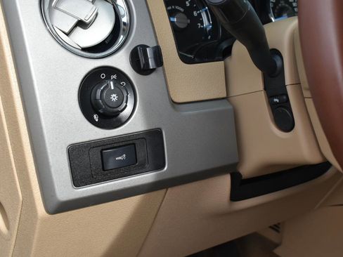 Used 2012 Ford F150 King Ranch image 42