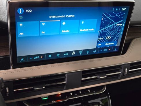 Used 2026 Lincoln Corsair Reserve image 25