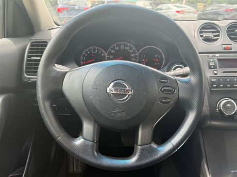 Used 2012 Nissan Altima 2.5 S FWD image 10